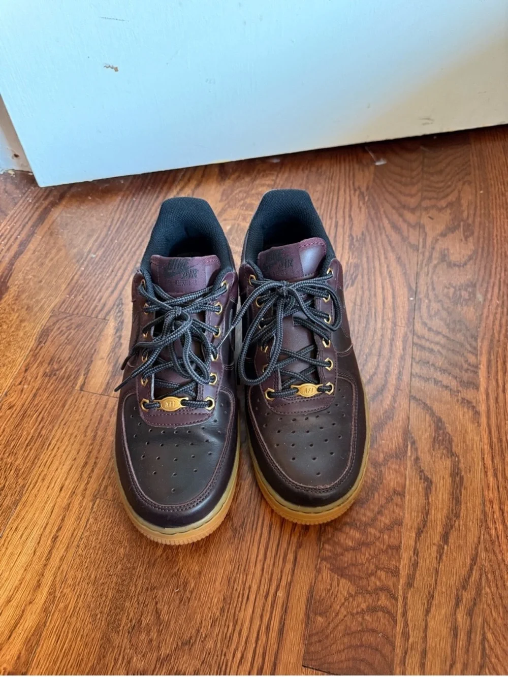Nike Air Force 1 Low Deep Burgundy Gum men’s size 6 women’s size 7.5
